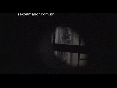 ❤️ Szőke lányt titokban videóra vette a környékbeli kukkoló, aki üreges téglák mögé rejtőzött Pornó videó at hu.xxxdeutschepornos.ru ️❤